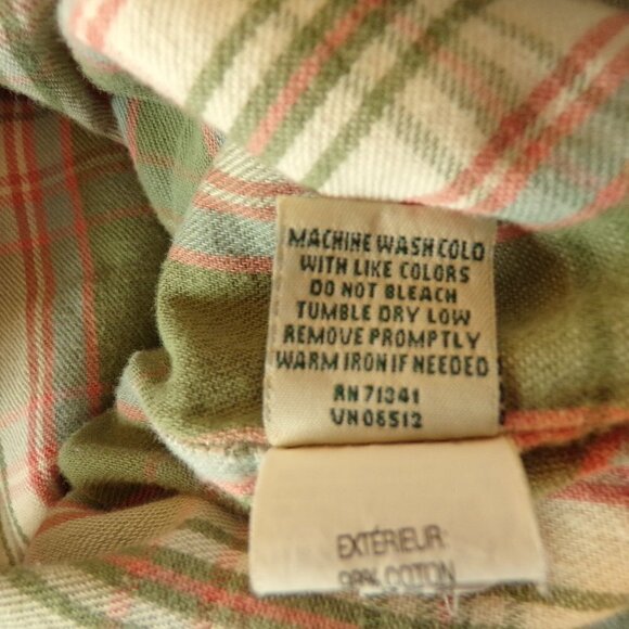 L.L. Bean Women's Classic Fit Flannel Lined Cargo Pants - size 18 pet. - Picture 12 of 12